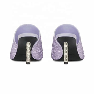 Sandalias de tacón de aguja plateadas con diamantes para mujer, zapatos de vestir de tacón alto fino, mules de fiesta con punta abierta - Product Image 3