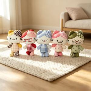 Grazioso Portachiavi Gatto <span class=keywords><strong>in</strong></span> Peluche <span class=keywords><strong>in</strong></span> Tessuto di Poliestere, Adorabile Gattino con Imbottitura <span class=keywords><strong>in</strong></span> Cotone PP, Ciondolo per Borsa, Regalo Animale di Peluche - Product Image 1