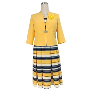 Costumes pour femmes pour le marché turc - Product Image 4
