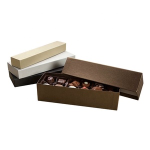 Boîte cadeau personnalisée de luxe avec estampage à chaud pour chocolats pralinés, avec inserts en papier - Product Image 4
