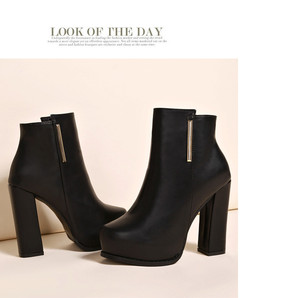 Bottes courtes de style coréen pour l'automne et l'hiver, bottes en coton tendance, talon épais, plateforme imperméable, bottes simples pour femmes - Product Image 6