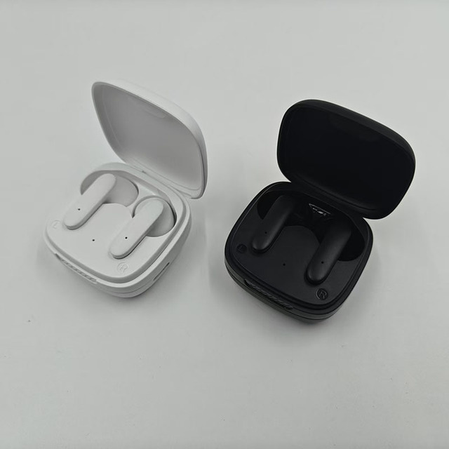 2026 Hot-selling Air TWS Earbuds Pro3 ANC Noise-Canceling Wireless Ln-ear Headphones D328 Noise for Phone