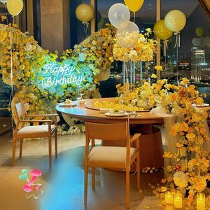 Fleurs artificielles jaunes pour mariage, en soie, hortensias, roses, pivoines, marguerites, bords brûlés à la main, pour décorations de mariage - Product Image 2