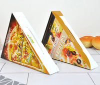 Boîtes à pizza personnalisables et recyclables, fermeture magnétique, pelliculage mat, doublure satinée, logo personnalisé, qualité alimentaire, forme triangulaire, pour emporter