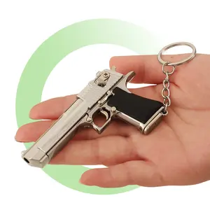 ميدالية مسدس معدني صغيرة على شكل نسر الصحراء بطول 9 سم مع سلاسل مفاتيح نموذج مسدس واقعي لعبة معدنية آمنة للأولاد هدايا لعبة يمكن فصلها