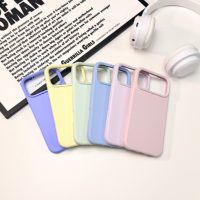 Coque de téléphone en silicone liquide en gros pour iPhone 17 Pro Max 16 15 Pro, coque de téléphone en silicone souple antichoc avec logo personnalisé