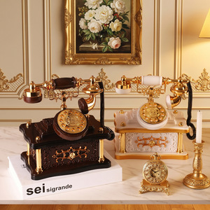 Nouvelle Boîte à Musique Téléphone Vintage Européenne en Résine, Ornement Décoratif Nostalgique à Pendule Mécanique pour Bureau - Product Image 4