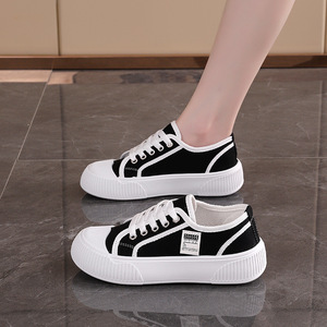 Chaussures décontractées pour hommes à lacets, en maille respirante, légères, avec semelle intermédiaire en EVA, semelle extérieure en caoutchouc, semelle souple, bout blanc, chaussures fines tendance - Product Image 4