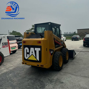Chargeuse compacte sur pneus Caterpillar CAT 226B3 d'occasion, 2,5 tonnes, système d'attache rapide, multifonctionnelle, petite chargeuse compacte - Product Image 4