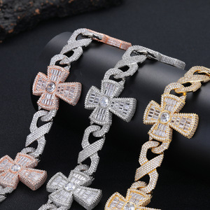<span class=keywords><strong>Collana</strong></span> da Uomo <span class=keywords><strong>Personalizzata</strong></span> Vintage Hip Hop con Croce Baguette e Catena Infinita, Gioielli Bling CZ Iced Out Bicolore - Product Image 6