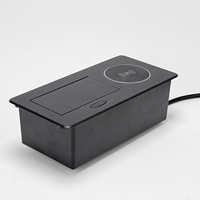 UK-Stecker Industrielle Tischmontierte Einbau-Steckdosenbox mit Pop-Up Kabelloser Ladestation USB-Anschlüsse IP22