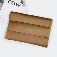 Pochette matelassée personnalisée en néoprène pour cosmétiques, maquillage et produits de beauté, idéale pour le voyage et le rangement – Fabrication OEM