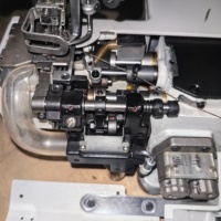 Machine à coudre industrielle à point plat, marque taïwanaise, usage domestique, moteur 5000 points/min, épaisseur 5 mm, état d'occasion