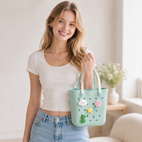 Porte-monnaie mini en silicone personnalisé avec logo, breloques DIY Kawaii (ours, baleine, fleur), pour sac à main, rangement d'écouteurs, porte-clés - Vente en gros