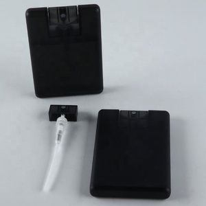 ขวดน้ำหอมพลาสติกแบบพกพาขนาด 20 มล. ปี 2026 พร้อมหัวฉีดแบบบัตรเครดิตสำหรับเจลแอลกอฮอล์ล้างมือ - Product Image 3