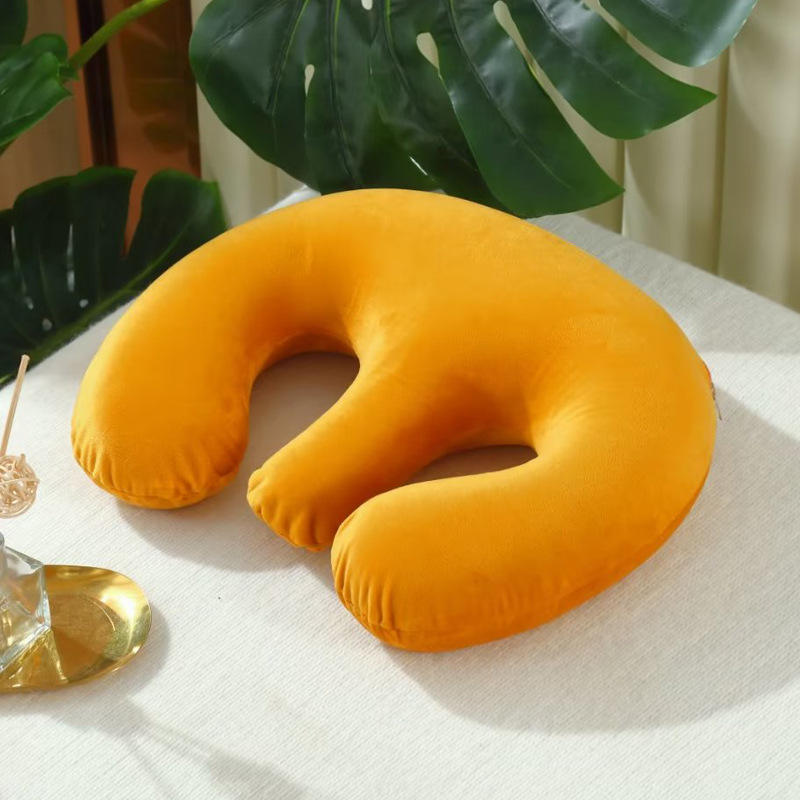 Orange-yellow [Italian velvet]