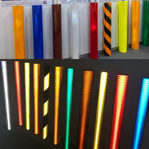 Tablero de <span class=keywords><strong>señal</strong></span> de tráfico reflectante amarillo de 600mm Construcción de lámina galvanizada para tráfico por carretera Fácil de leer y visible - Product Image 5