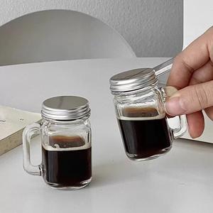Pot à miel en <span class=keywords><strong>verre</strong></span> transparent de 30 ml facile à transporter pour liquides d'espresso avec couvercles en aluminium, 30 ml, écologique, marque Parmley - Product Image 1