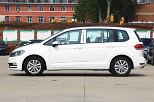 MPV compacto enfocado en la familia 2024 <span class=keywords><strong>Volkswagen</strong></span> <span class=keywords><strong>Touran</strong></span> L 280TSI Interior oscuro Hecho en China a la venta a buen <span class=keywords><strong>precio</strong></span> - Product Image 4