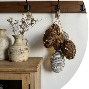 Guirnalda de Luces LED Cálidas Blancas Tejidas a Mano con Bolas de Ratán para Decoración del Hogar, Ideal para Fiestas de Cumpleaños y Pascua - Product Image 4