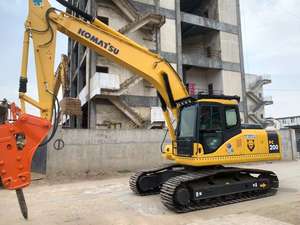 Excavadora Komatsu PC220-8 con Martillo Hidráulico en Venta - Product Image 3