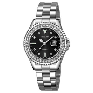 Montre à quartz pour femme avec bracelet en acier serti de diamants, résistance à l'eau de 30 mètres et fonction calendrier, design élégant - Product Image 1