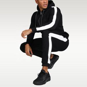 OEM Design personnalisé couleur noire avec côté couleur blanche rayé Design vêtements de sport adultes survêtements ensembles - Product Image 3