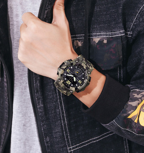 Orologio Sportivo Multifunzione SKMEI 1637 di Alta Qualità, Stile G-Shock, Impermeabile, con Ora Mondiale e Funzione Ora Legale - Product Image 5