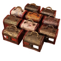 Boîte de rangement pour bijoux et cadeaux en cristal en bois rétro antique sculptée avec gravure Emballage en bois de qualité supérieure pour affichage de produits anciens