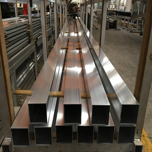 Traitement et fabrication de tubes carrés 7A09-T6 de dimensions 100*100*5*4200M, tubes carrés en <span class=keywords><strong>aluminium</strong></span> de grand diamètre - Product Image 3