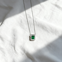 KAAN SCHMUCK 925 Silber Grüner Zirkon Anhänger Halskette, Strahlt Gelassenheit und Würde Aus, Geeignet für Feste und Bankette.