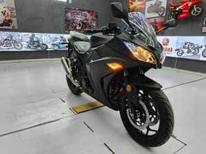 <span class=keywords><strong>Kawasaki</strong></span> <span class=keywords><strong>R3</strong></span> <span class=keywords><strong>Ninja</strong></span> V6 Sportbike con frenos de disco dobles delanteros y traseros Faros de lentes de flash explosivos variables - Product Image 3