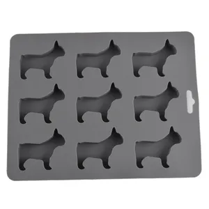 Moules à glaçons en silicone en forme de chien mignon à 9 cavités personnalisés pour la fabrication de mini plateaux à glaçons pour bonbons au chocolat Cookie BullDog - Product Image 1