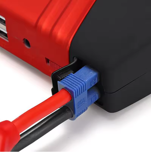 <span class=keywords><strong>12V</strong></span> đa chức năng xe nhảy khởi động di động mạnh mẽ Dung lượng pin khởi động nhiệt độ thấp không nản lòng bởi lạnh nặng - Product Image 2