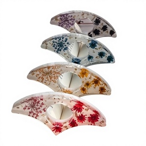 Soporte de Resina para Páginas de Libro con Diseño de Corazón Ecológico para Leer con una Sola Mano - Product Image 1