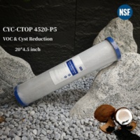 Cartouche premium de 0,5 micron conforme à la norme NSF pour éliminer le chlore, le goût et les odeurs, ainsi que le sable, la rouille, les sédiments, les bactéries et le cryptosporidium de l'eau.