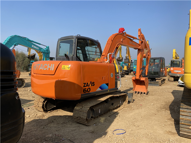 E660M-01_front_LB_1000x1000.