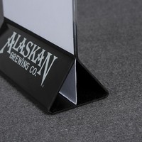 Support de menu transparent en acrylique moderne avec base triangulaire, pour cartes de table, cartes de prix d'alcool, présentoir de menu en plastique, facile à assembler