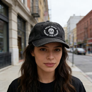 Gorra de Béisbol Premium Personalizada de 6 Paneles con Cierre a Presión, Gamuza de Calidad, Logotipo Bordado en 3D, Visera Curva, Original, para Venta al Por Mayor - Product Image 3