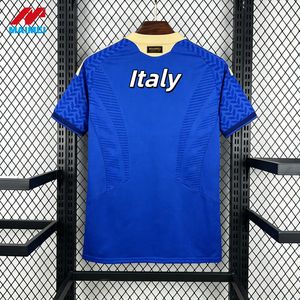 Maillot de football style Apennine 2026, type de match international 1.1, ensemble domicile bleu classique, design classique, ajustement flexible - Product Image 1