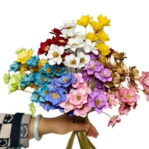 Venta al por mayor de flores secas naturales de <span class=keywords><strong>Campanula</strong></span> plantas de madera hechas a mano para la decoración del hogar y aromaterapia para graduación y Pascua - Product Image 1