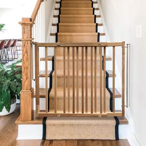 Barrière de sécurité pour <span class=keywords><strong>animaux</strong></span> de compagnie en bois réglable avec système de fixation par pression pour <span class=keywords><strong>escalier</strong></span> domestique - Product Image 2