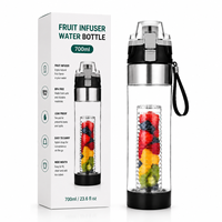 Bouteille infuseur à thé aux fruits en plastique Tritan 700 ml, écologique, sans BPA, anti-fuite, avec poignée de transport, unisexe
