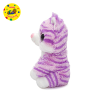 Jouet en peluche pour chat aux grands yeux violets, animal en peluche doux, jouet assis avec rembourrage en coton PP