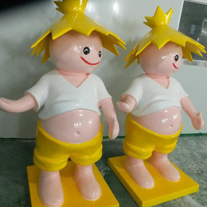 Sculpture de personnage de dessin animé en fibre de verre pour décoration de jardin extérieur, finition brillante, autoportante, forme irrégulière - Product Image 1