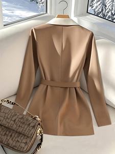 Blazer de mujer de doble botonadura con cuello en V, manga larga, bloques de color, antiarrugas, de terciopelo, poliéster/algodón - Product Image 2