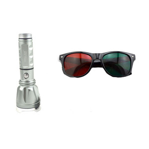 Appareil d'examen de l'acuité visuelle avec lampe à quatre trous et lunettes rouge-vert pour test oculaire - Product Image 1