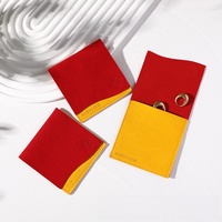 Mikrofaser-Schmuckbeutel 8x8cm Luxus-Geschenkumschlag mit Individuellem Logo Farbblock-Design Faltbar Minimalistischer Stil