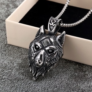 Yunnique – collier avec pendentif tête de loup en acier inoxydable, style nordique Vintage, symbole Viking, design géométrique, bijoux cadeau pour hommes - Product Image 2