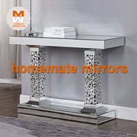Table console moderne avec miroir pour l'entrée